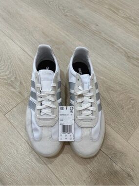 Adidas Barreda Decode Sneaker - White/ Matte Silver/ Grey